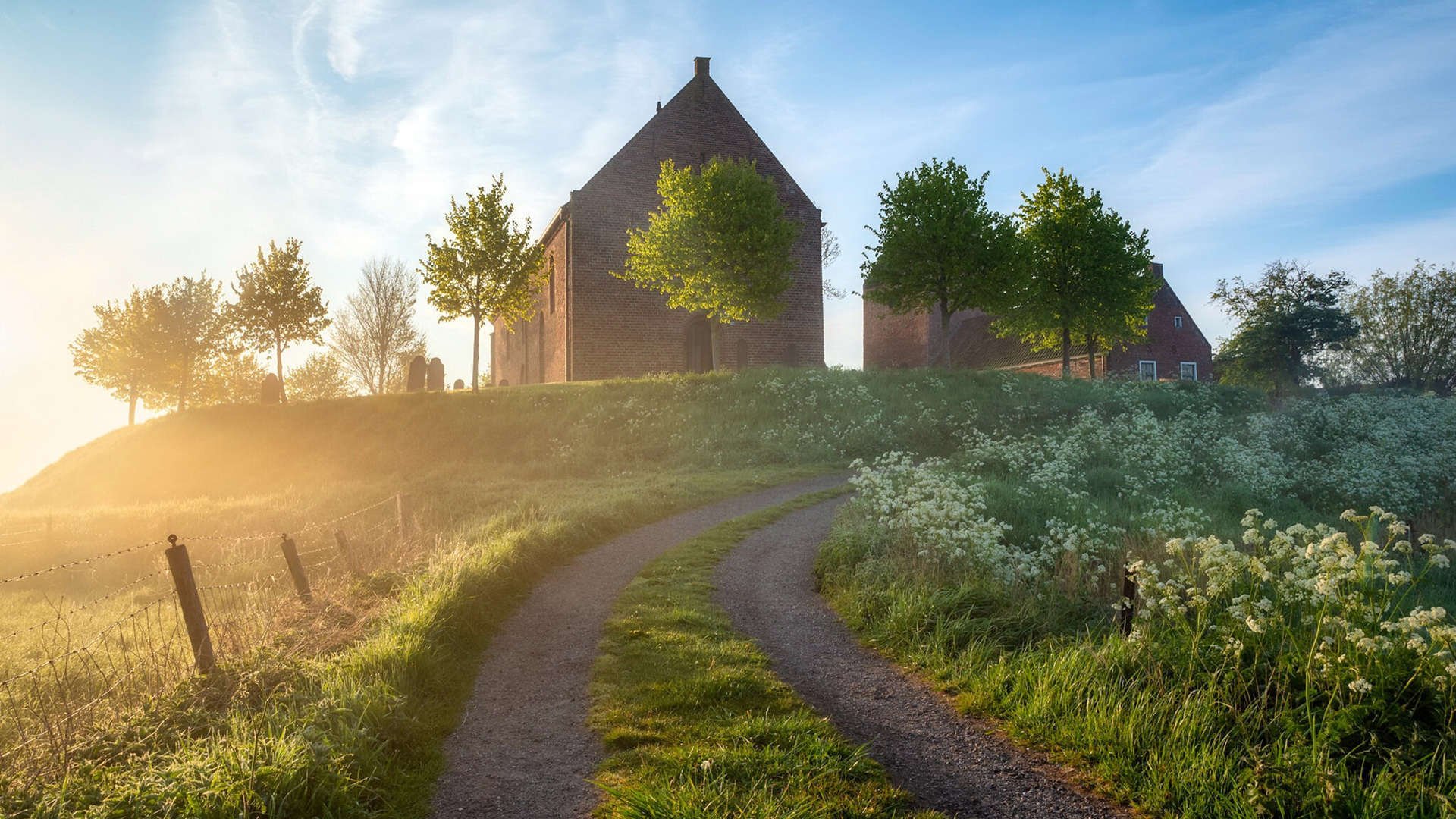 比赛节奏是否影响球员场上沟通频率,详述什么是比赛节奏