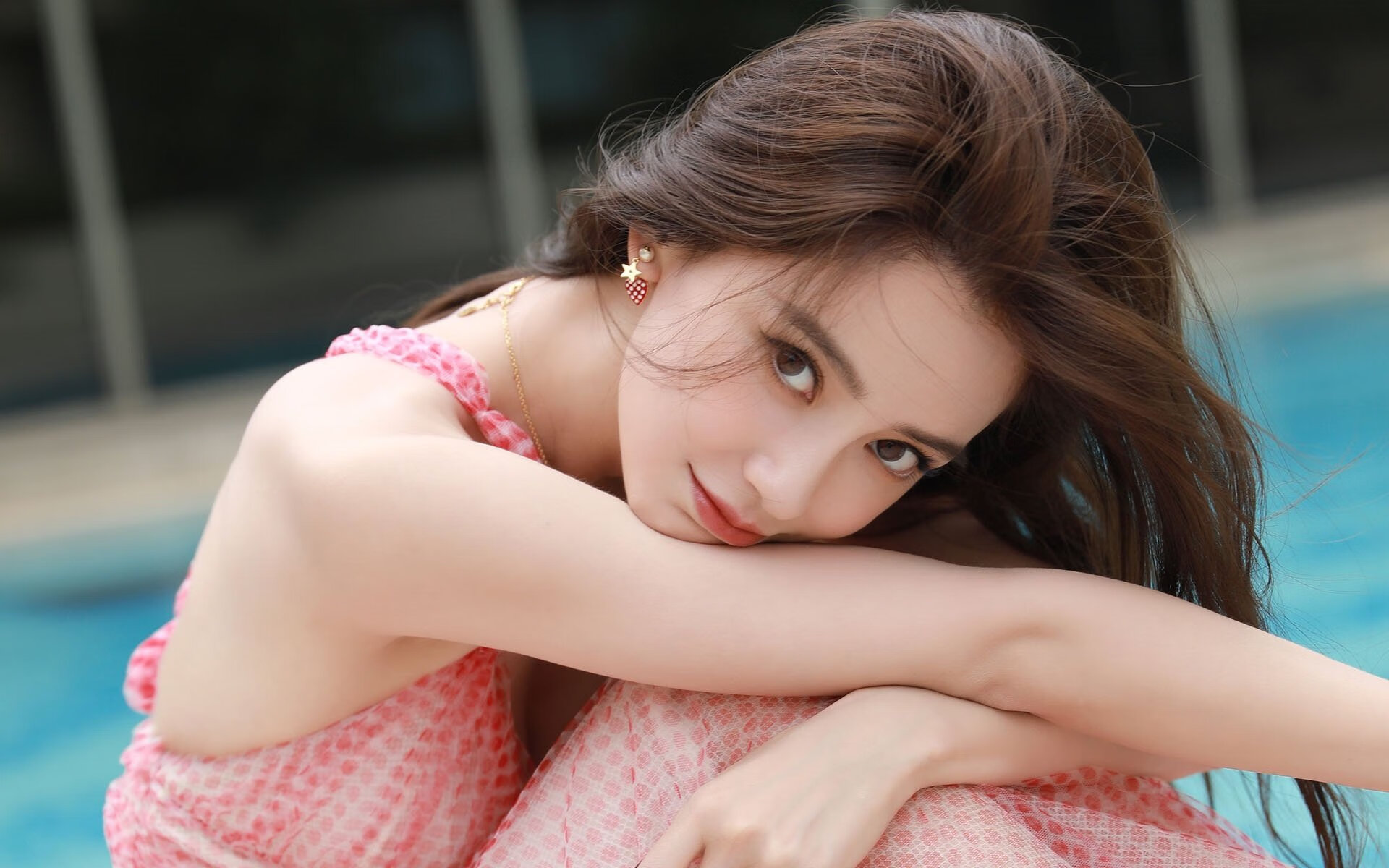 C罗赛后怒斥裁判世界杯小组赛,c罗赛后怒斥裁判世界杯小组赛视频