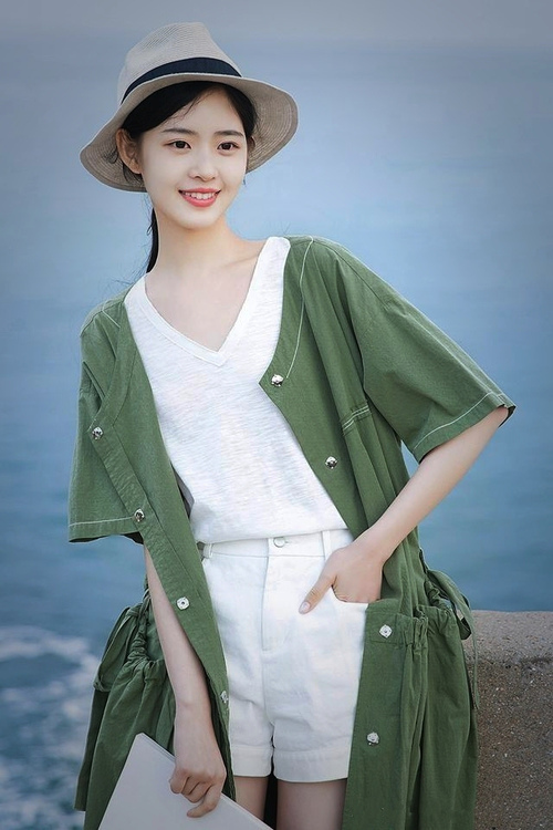 网球比赛引入即时回放系统保障公正，网球比赛现场